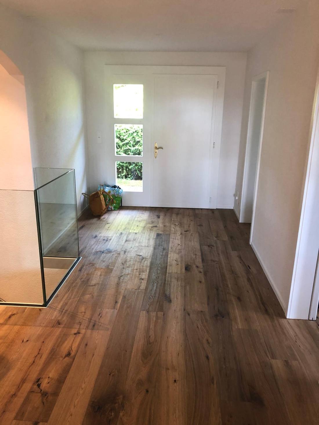 Eingangsbereich mit breitem Landhausdielen-Parkett